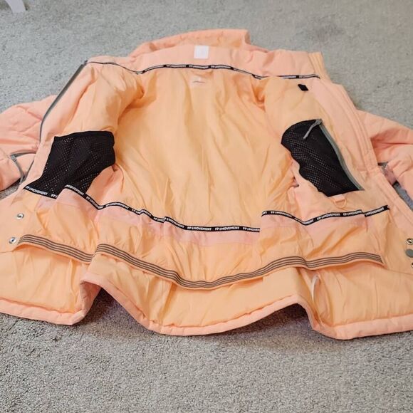 Women's Quilted Jacket - Peach - Picture 5 of 8